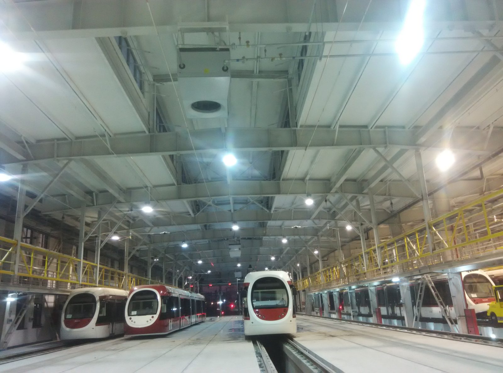 heating a depot and station with ceiling-mounted Mycond OXA units