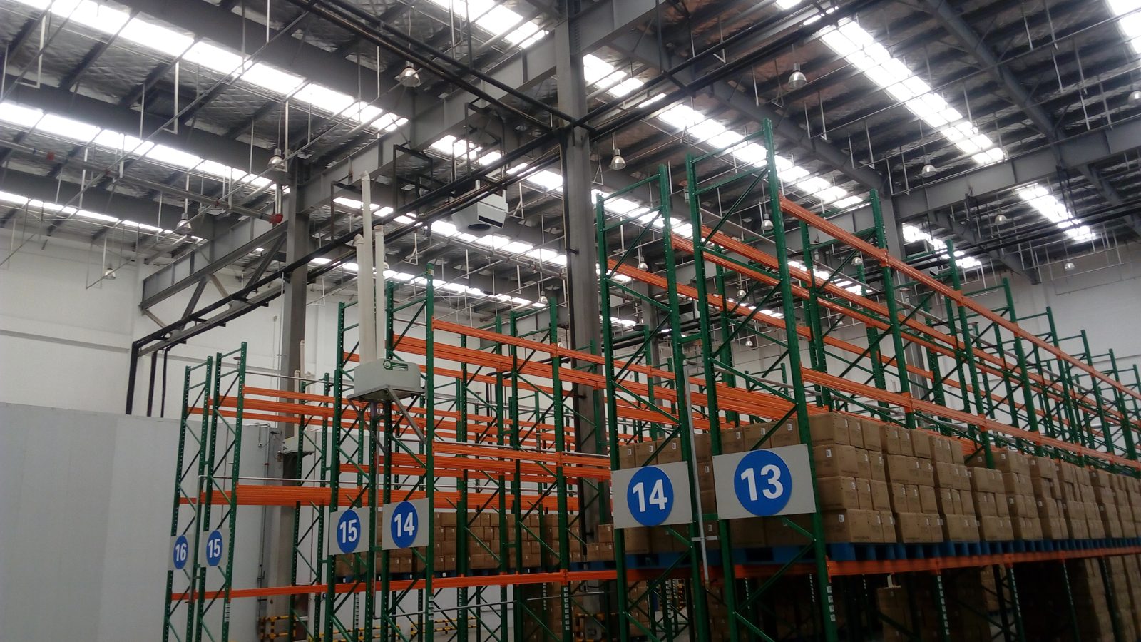 climate control in a pharmaceutical warehouse — Mycond OXA units with dehumidification