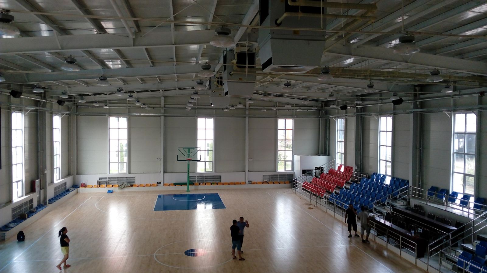 Heating and ventilation for sports halls — Mycond OXA solutions