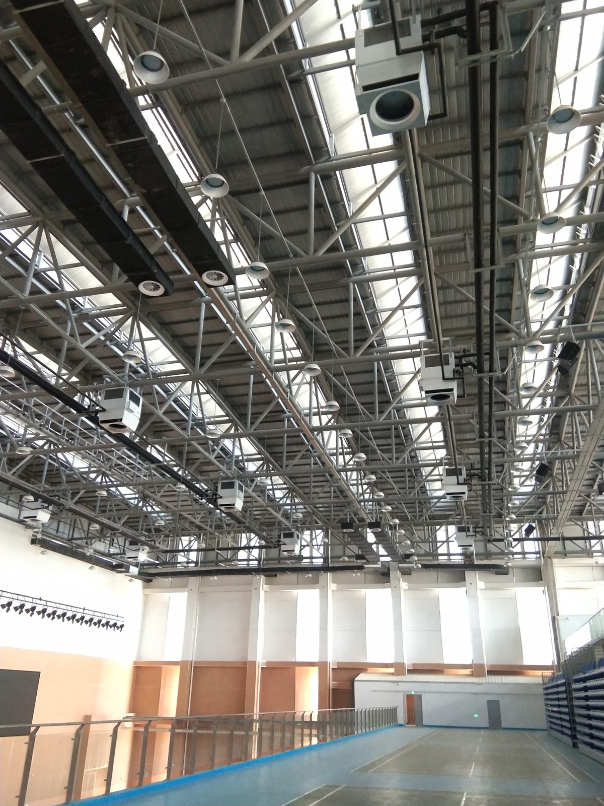 OXA climate units in a sports complex